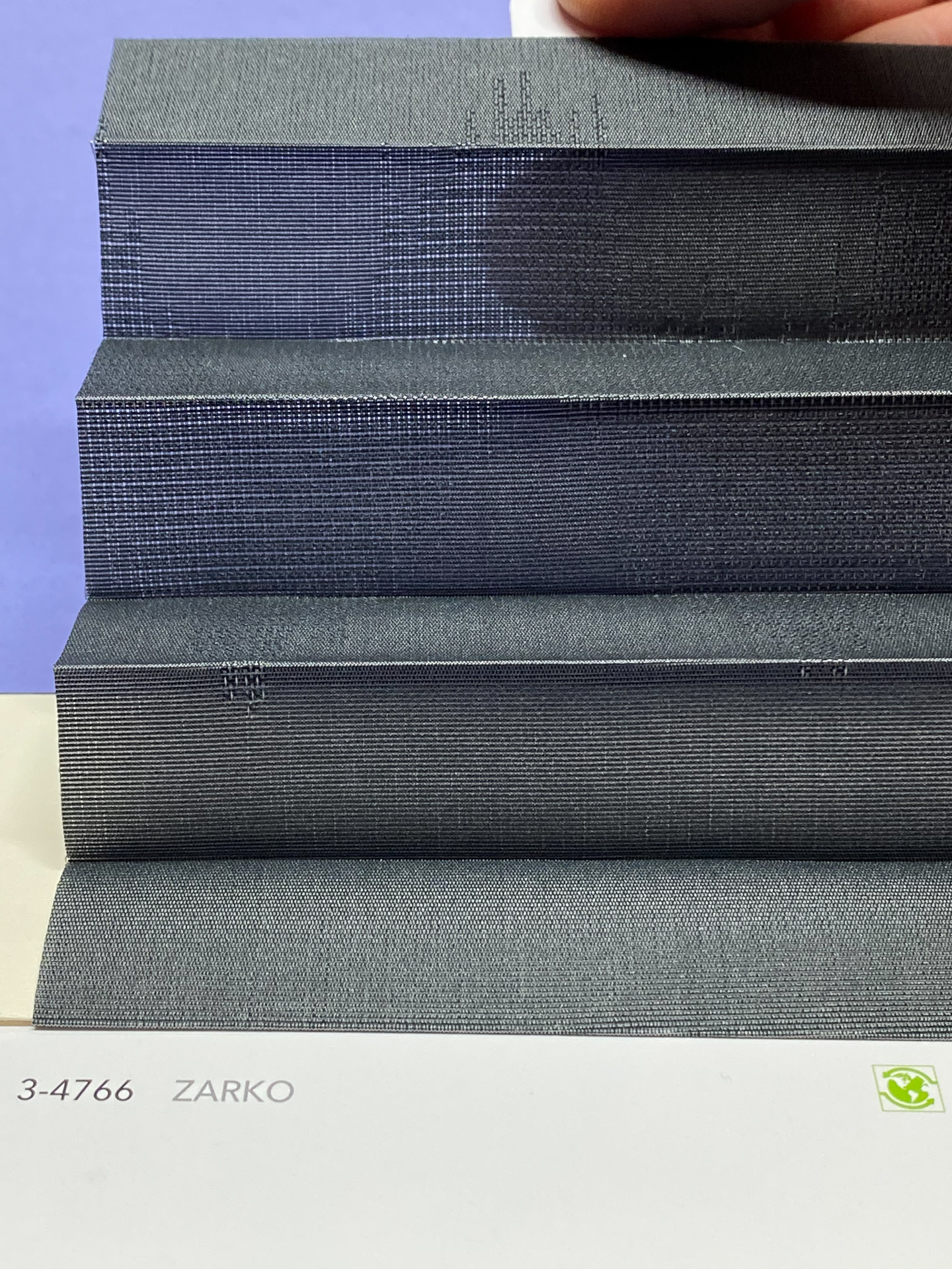 MHZ Plissee Stoff Muster aus der Farbkarte "10 Modern Grey" | Material: 100 % RPES