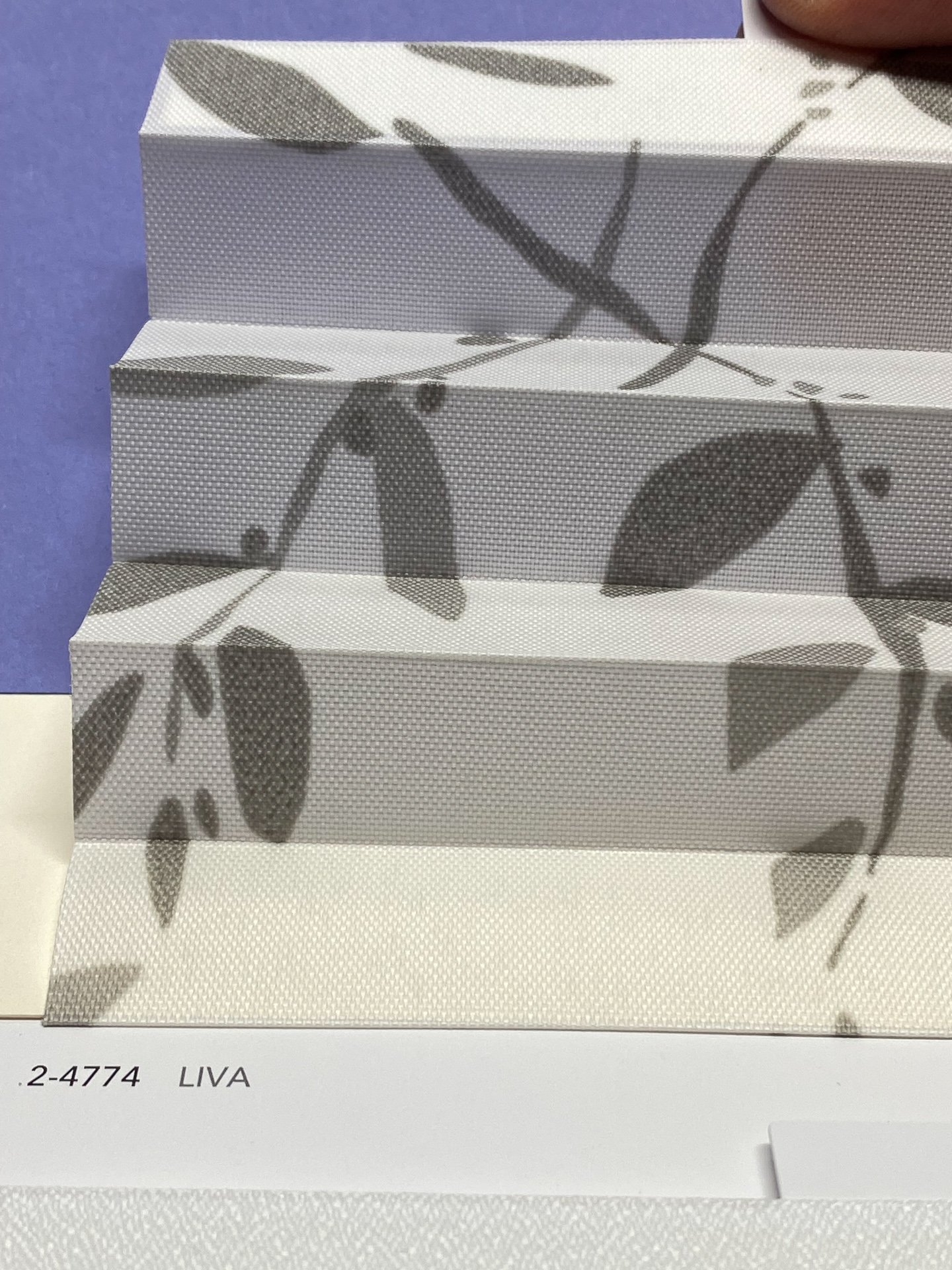 MHZ Plissee Stoff Muster aus der Farbkarte "11 Modern Grey" | Material: 100 % PES