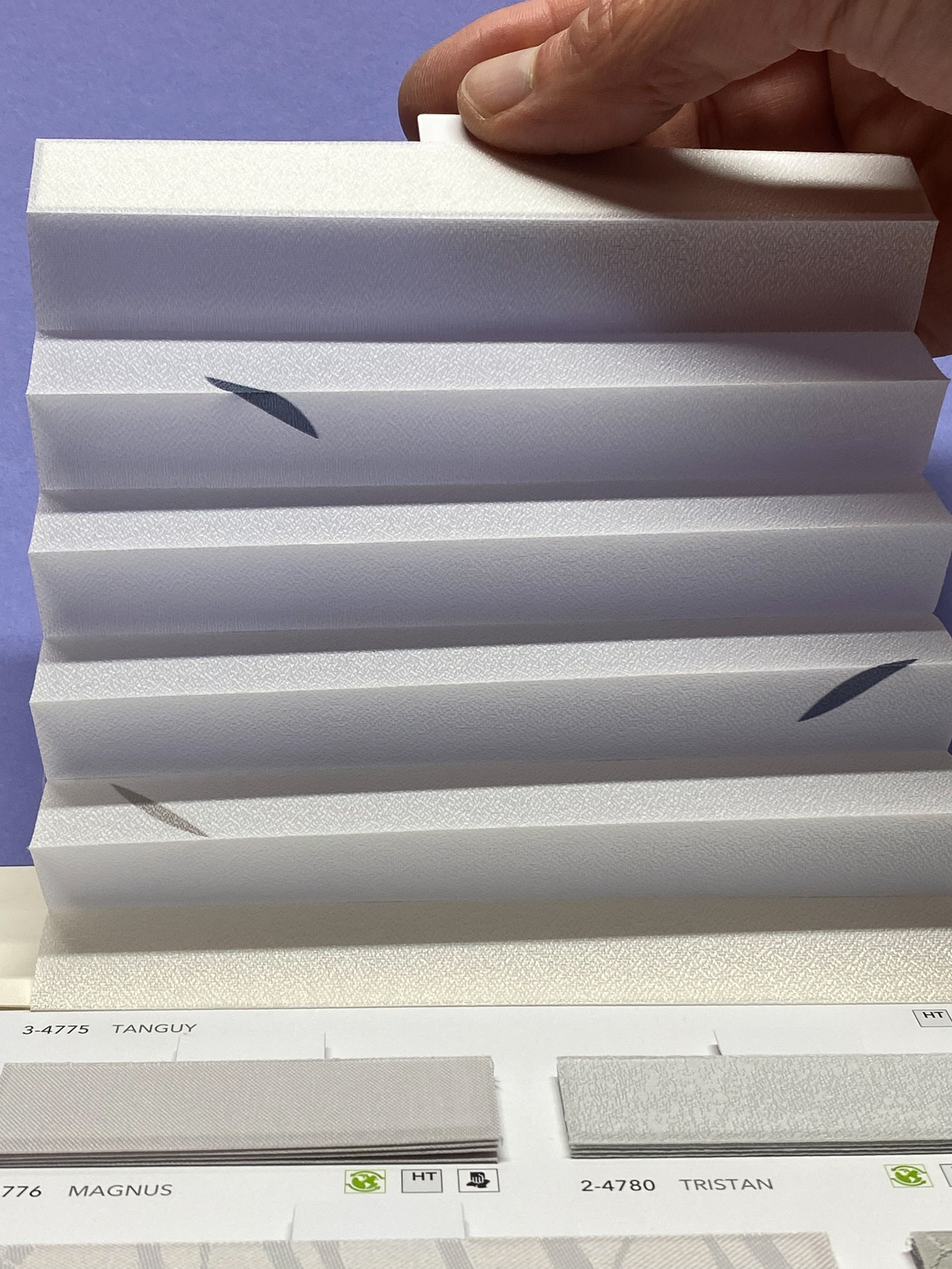 MHZ Plissee Stoff Muster aus der Farbkarte "11 Modern Grey" | Material: 100 % PES