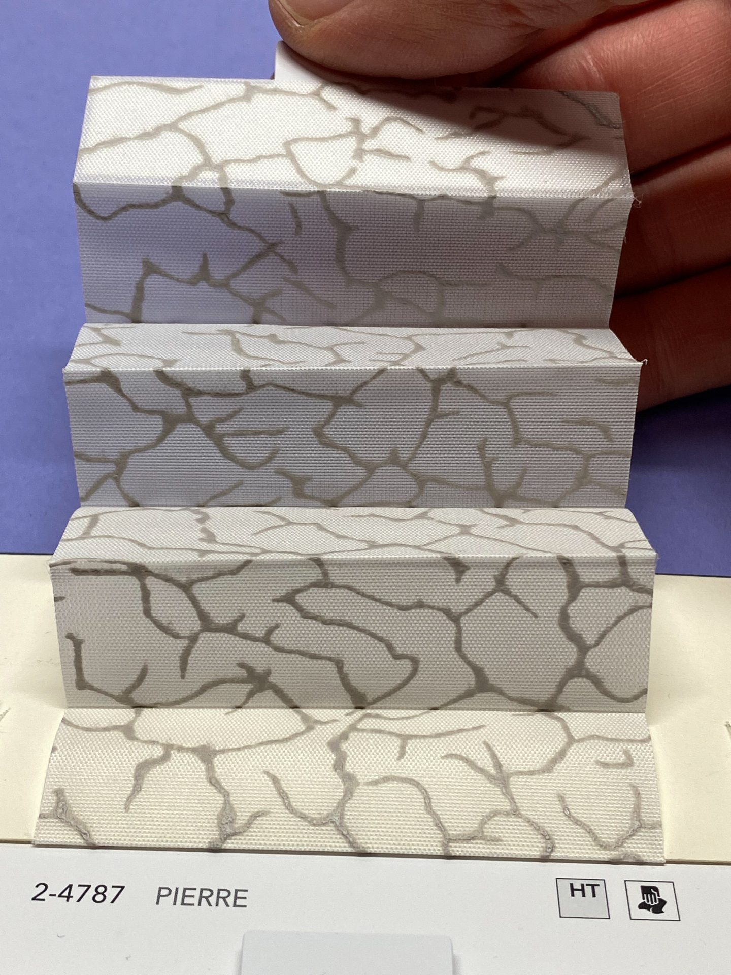 MHZ Plissee Stoff Muster aus der Farbkarte "12 Modern Grey" | Material: 100 % PES