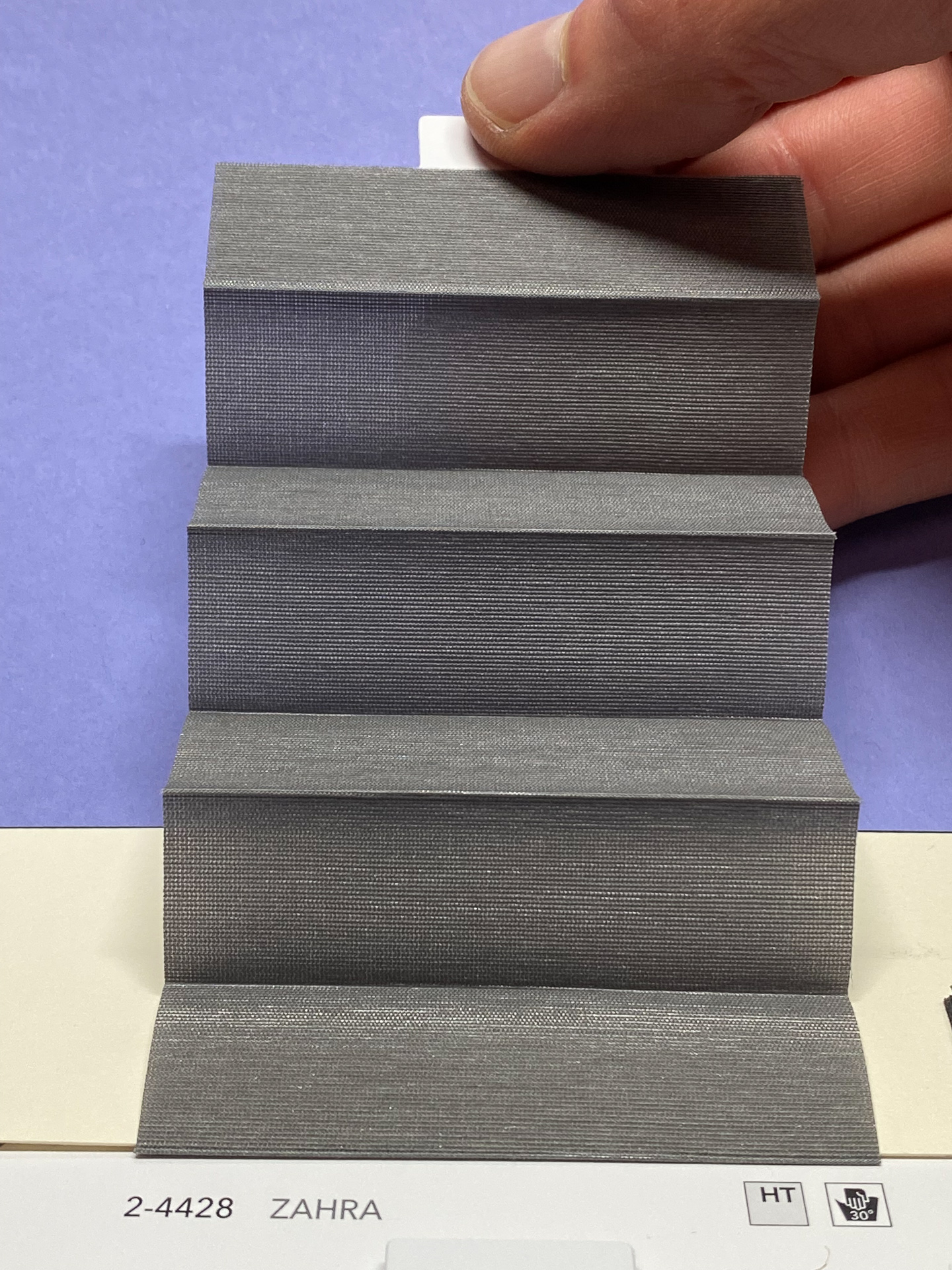 MHZ Plissee Stoff Muster aus der Farbkarte "12 Modern Grey" | Material: 100 % PES