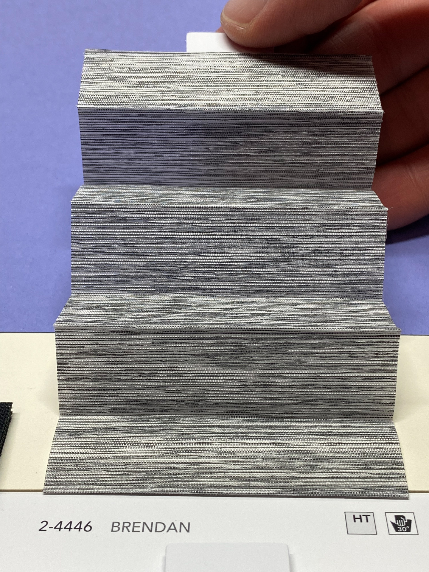 MHZ Plissee Stoff Muster aus der Farbkarte "12 Modern Grey" | Material: 100 % PES