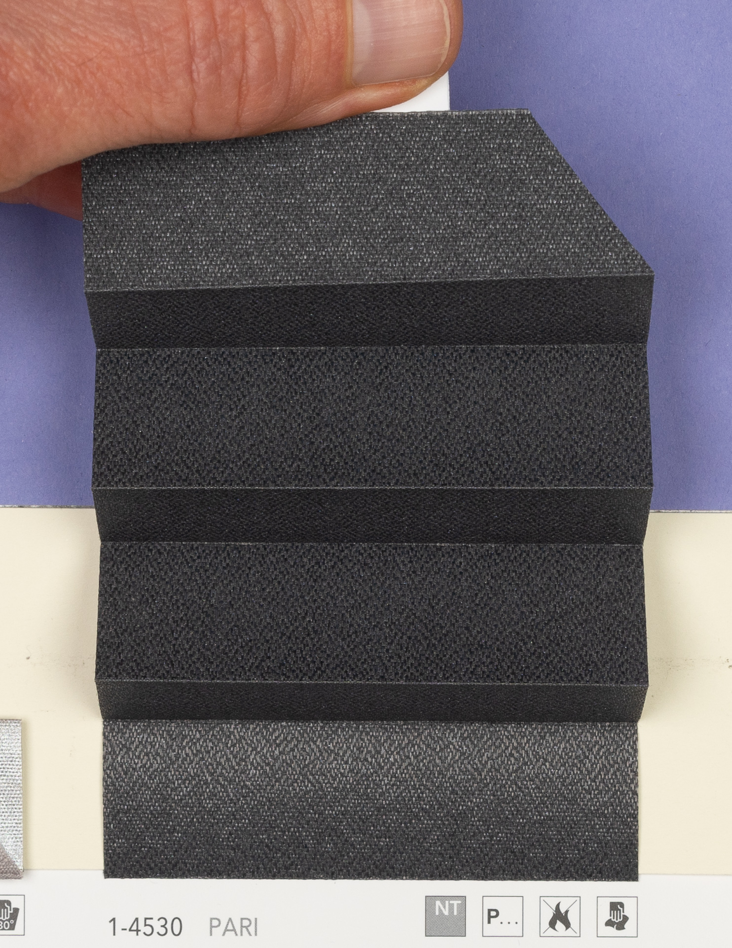 MHZ Plissee Stoff Muster aus der Farbkarte "13 Modern Grey" | Material: 100 % PES