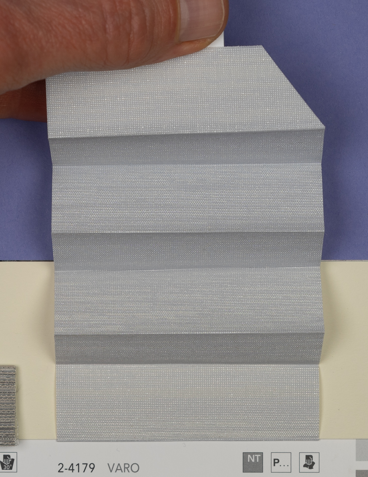 MHZ Plissee Stoff Muster aus der Farbkarte "13 Modern Grey" | Material: 100 % PES