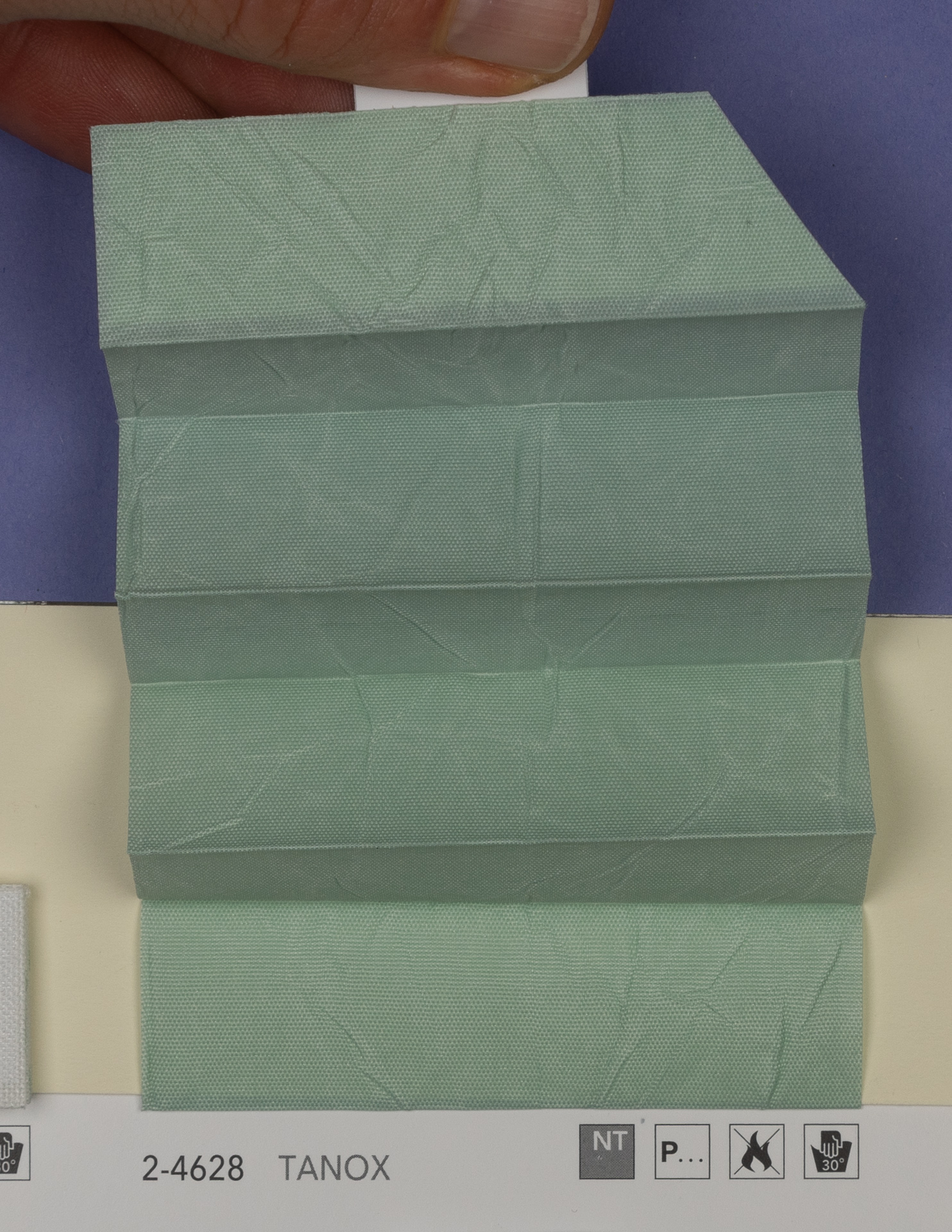 MHZ Plissee Stoff Muster aus der Farbkarte "14 Cool and Fresh" | Material: 100 % PES