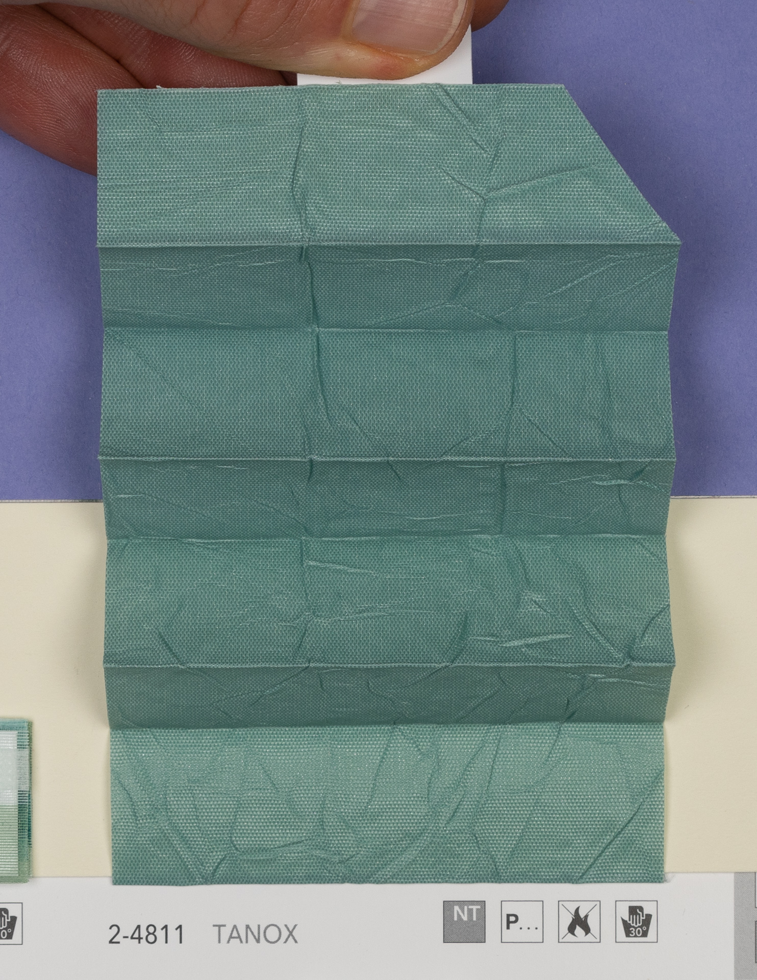 MHZ Plissee Stoff Muster aus der Farbkarte "15 Cool and Fresh" | Material: 100 % PES