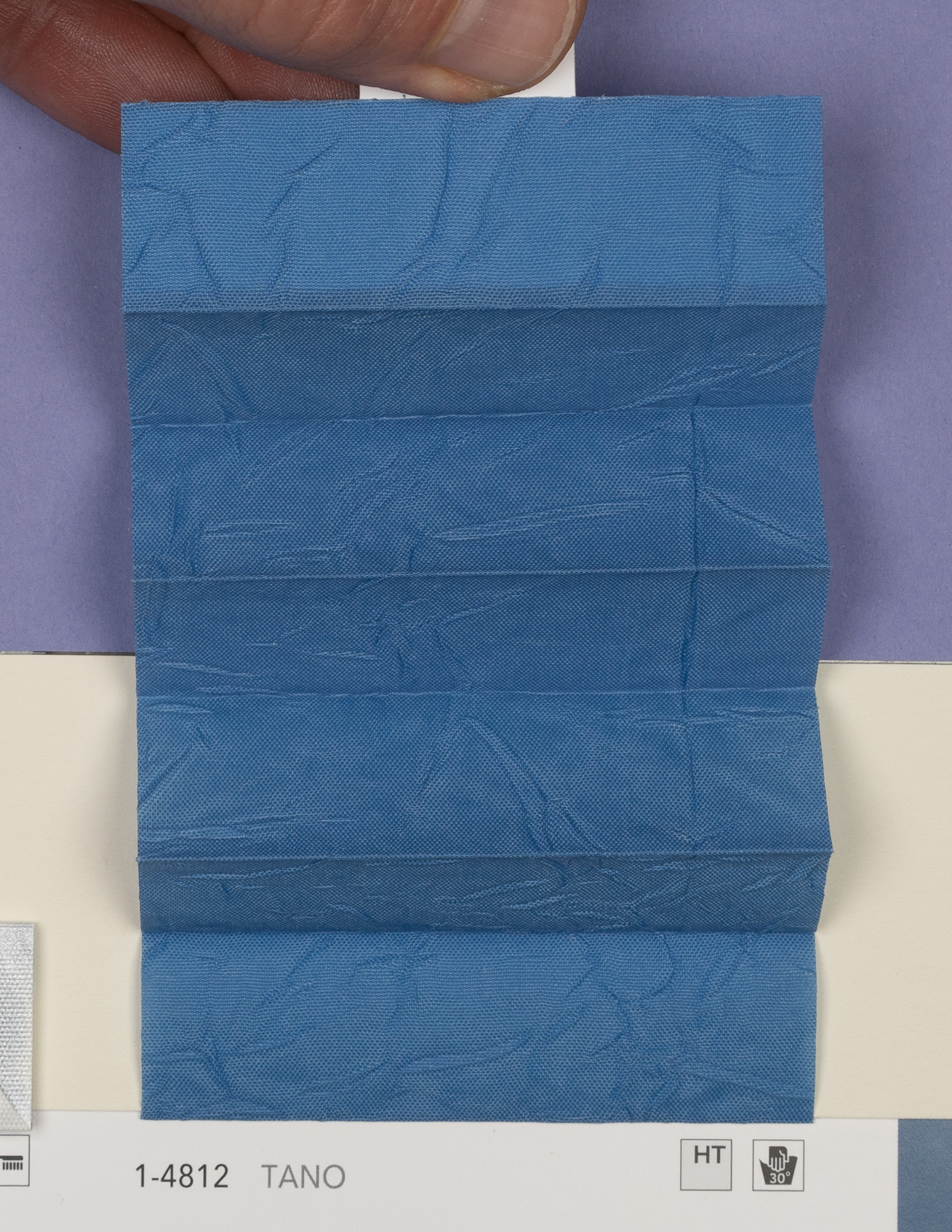 MHZ Plissee Stoff Muster aus der Farbkarte "15 Cool and Fresh" | Material: 100 % PES