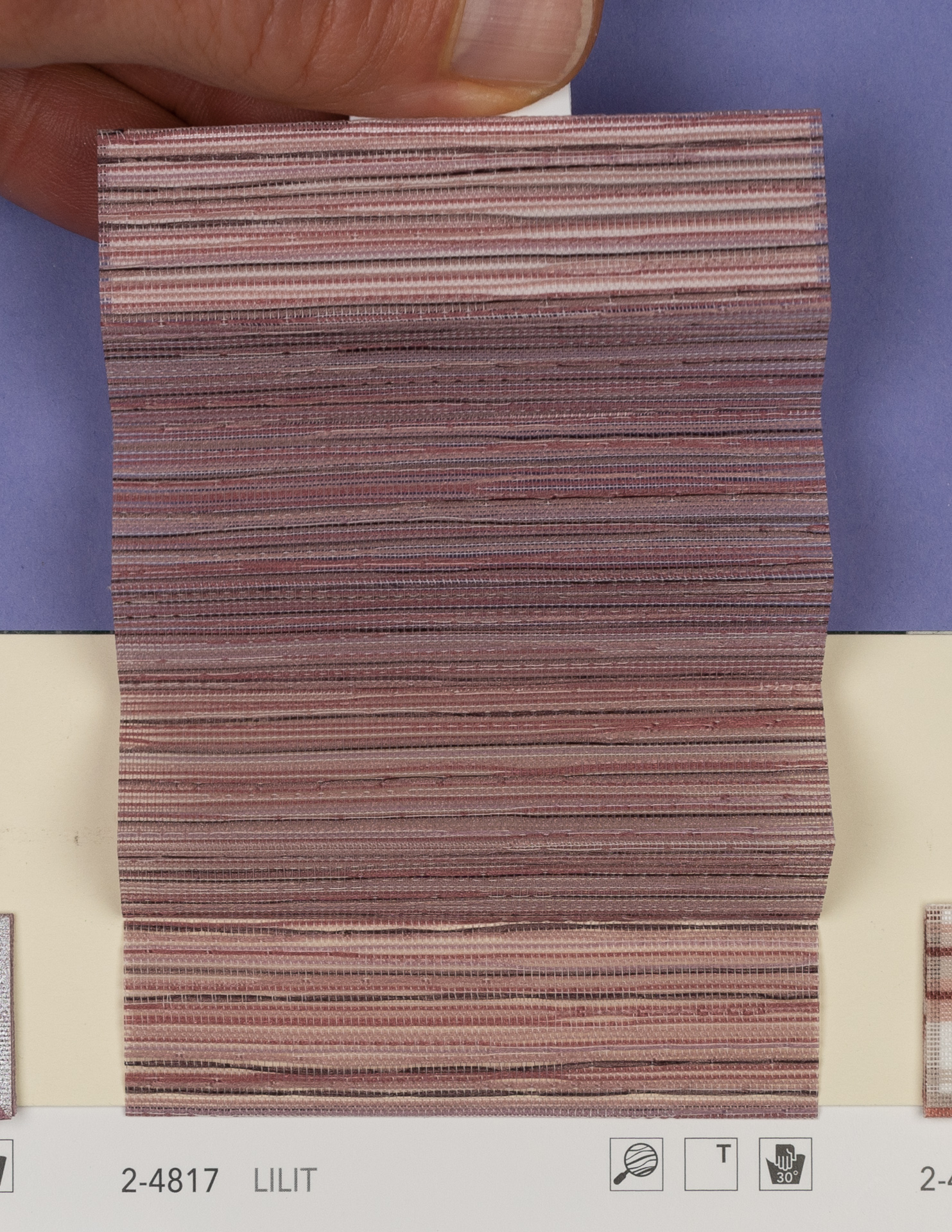 MHZ Plissee Stoff Muster aus der Farbkarte "16 Shiny and Bright" | Material: 100 % PES