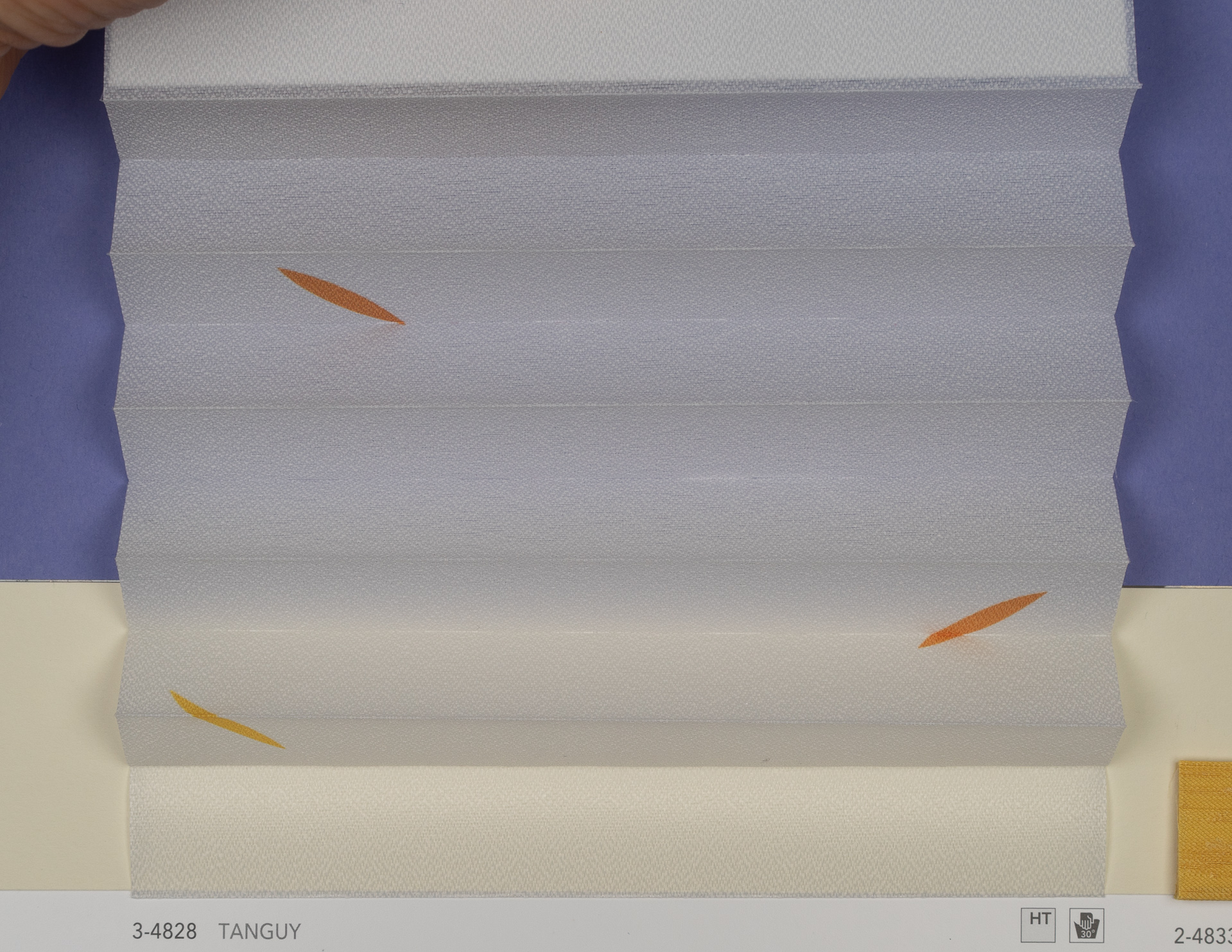 MHZ Plissee Stoff Muster aus der Farbkarte "17 Shiny and Bright" | Material: 100 % PES