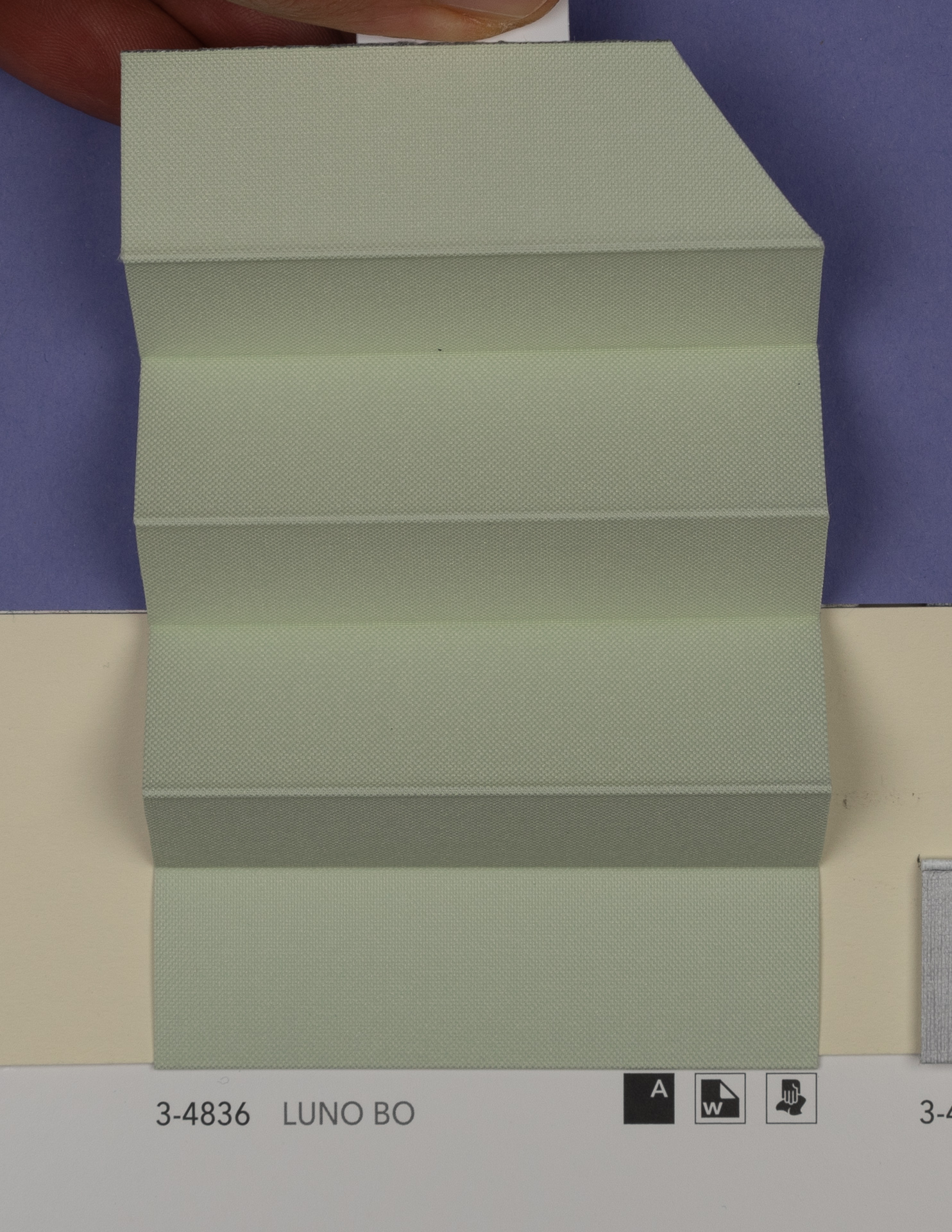 MHZ Plissee Stoff Muster aus der Farbkarte "18 Relaxed Night" | Material: 100 % PES