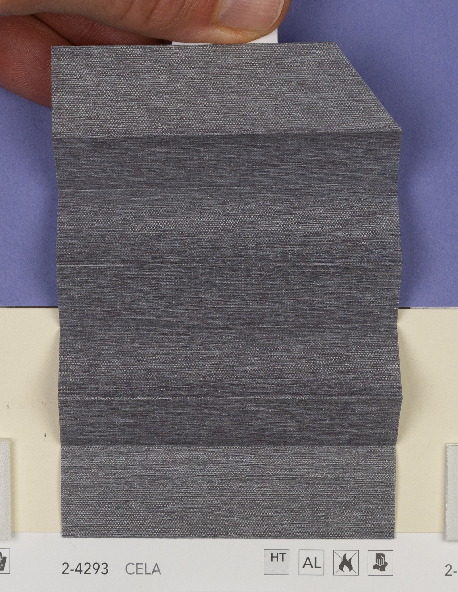 MHZ Plissee Stoff Muster aus der Farbkarte "19 Flame Retardant" | Material: 84 % PES Trevira CS / 16 % PES