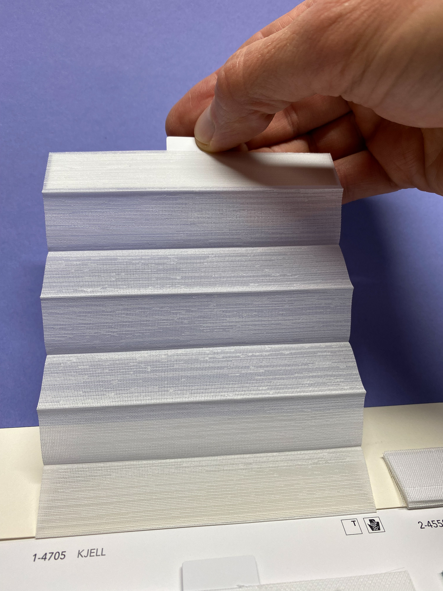 MHZ Plissee Stoff Muster aus der Farbkarte "2 white classics" | Material: 100 % PES