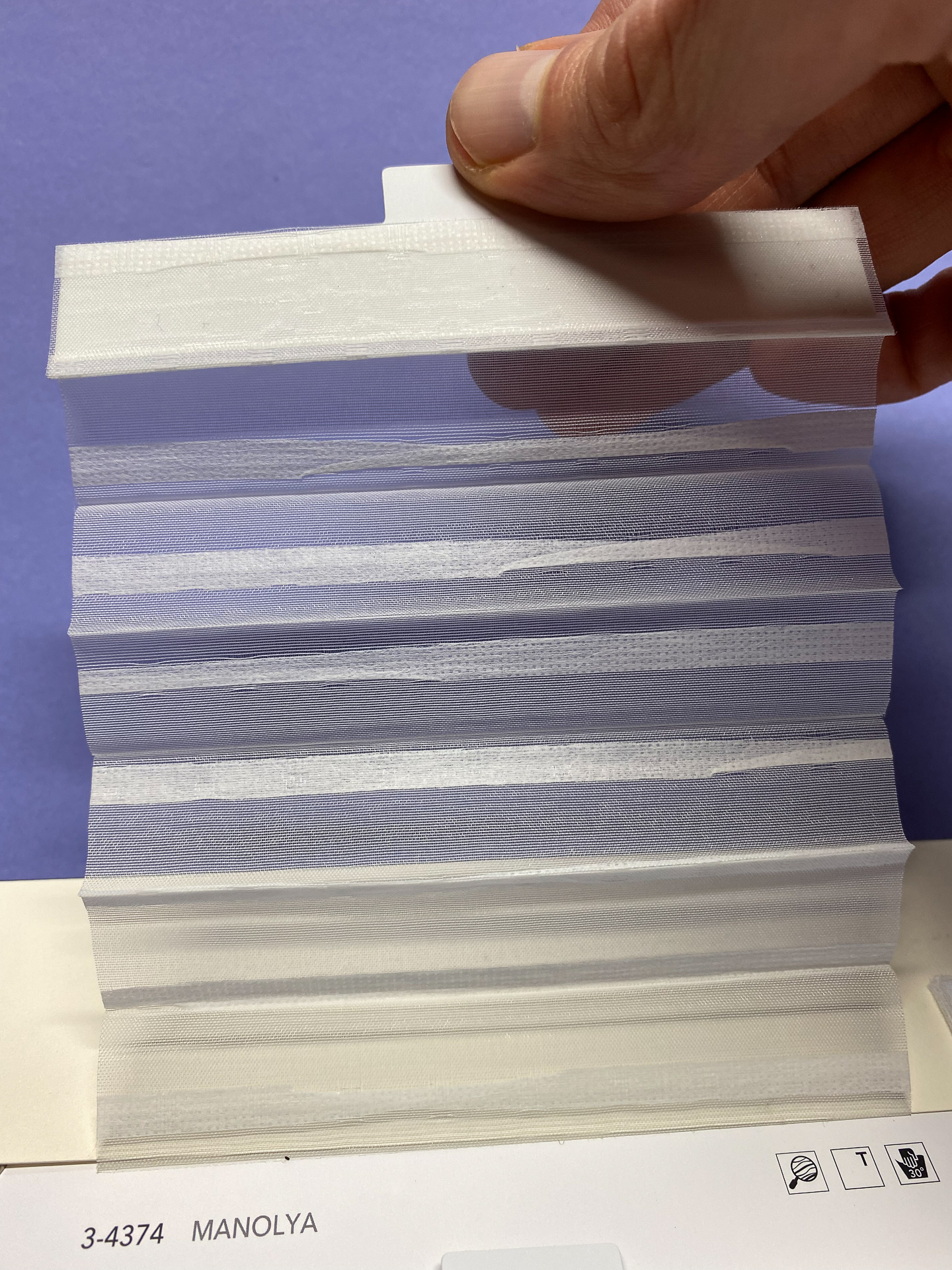 MHZ Plissee Stoff Muster aus der Farbkarte "2 white classics" | Material: 100 % PES