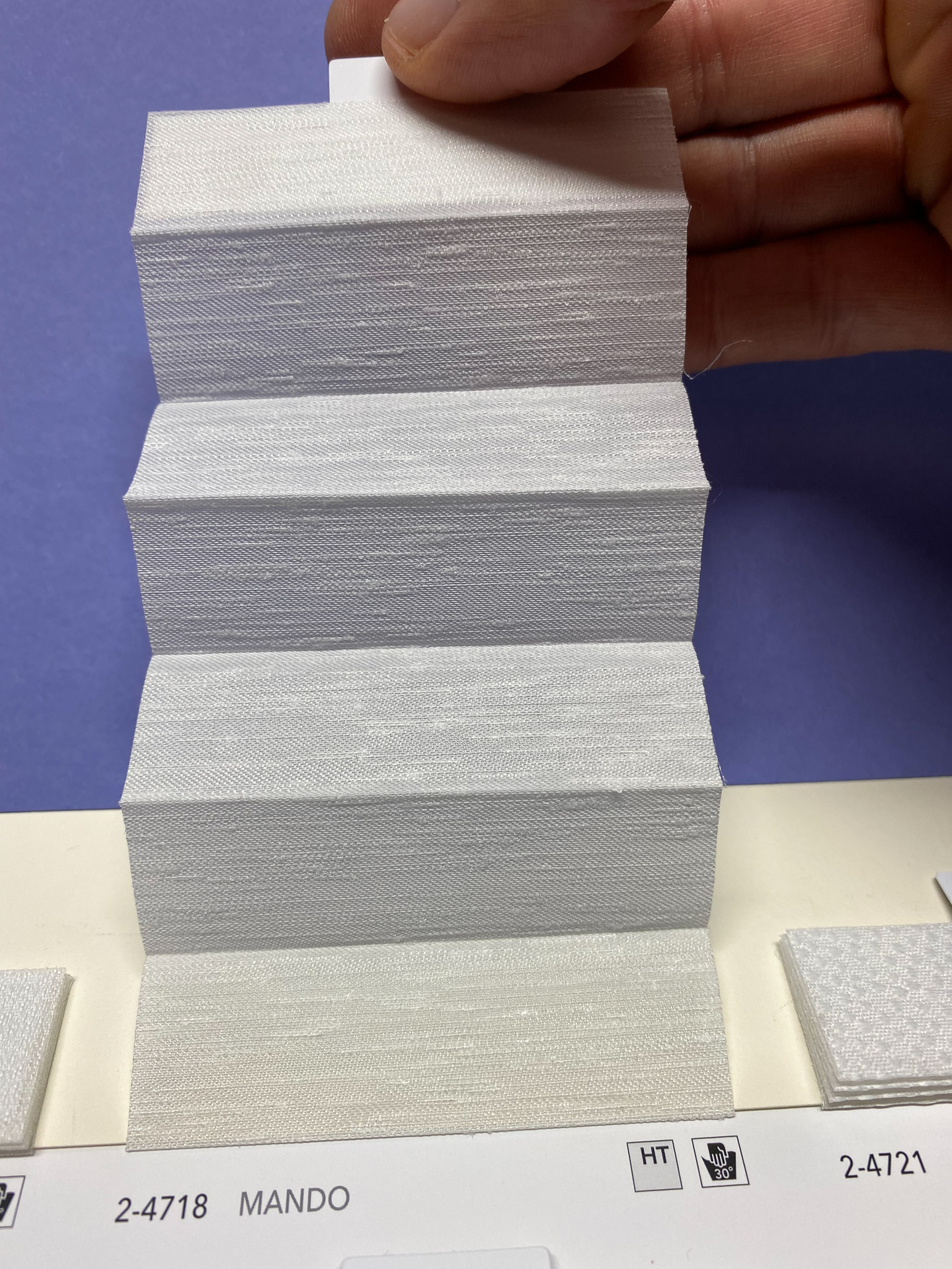 MHZ Plissee Stoff Muster aus der Farbkarte "3 white classics" | Material: 100 % PES