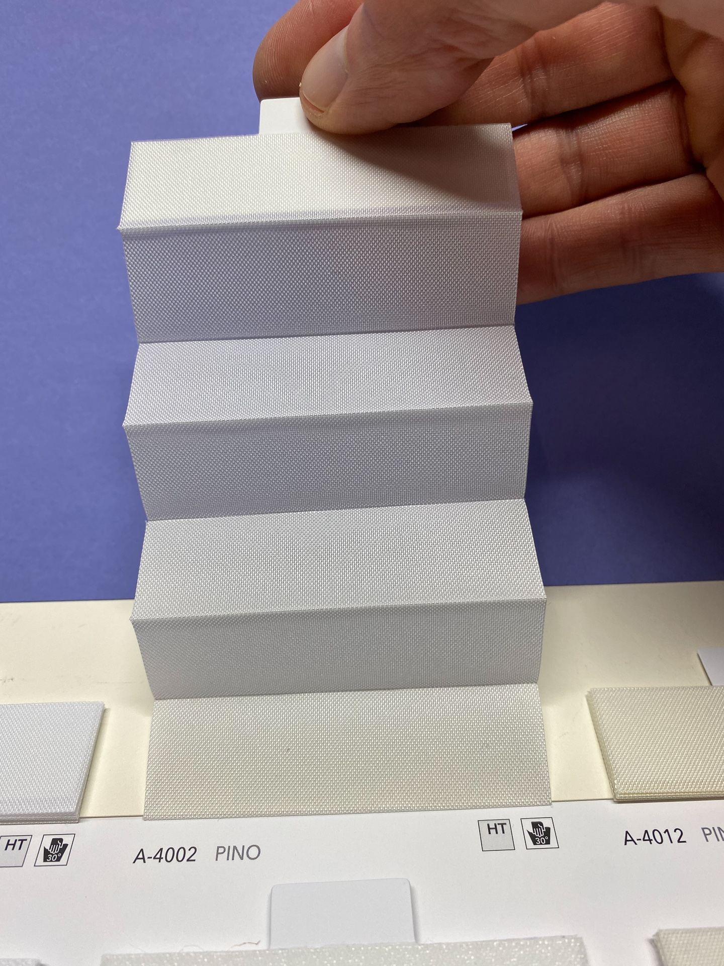 MHZ Plissee Stoff Muster aus der Farbkarte "4 white classics" | Material: 100 % PES