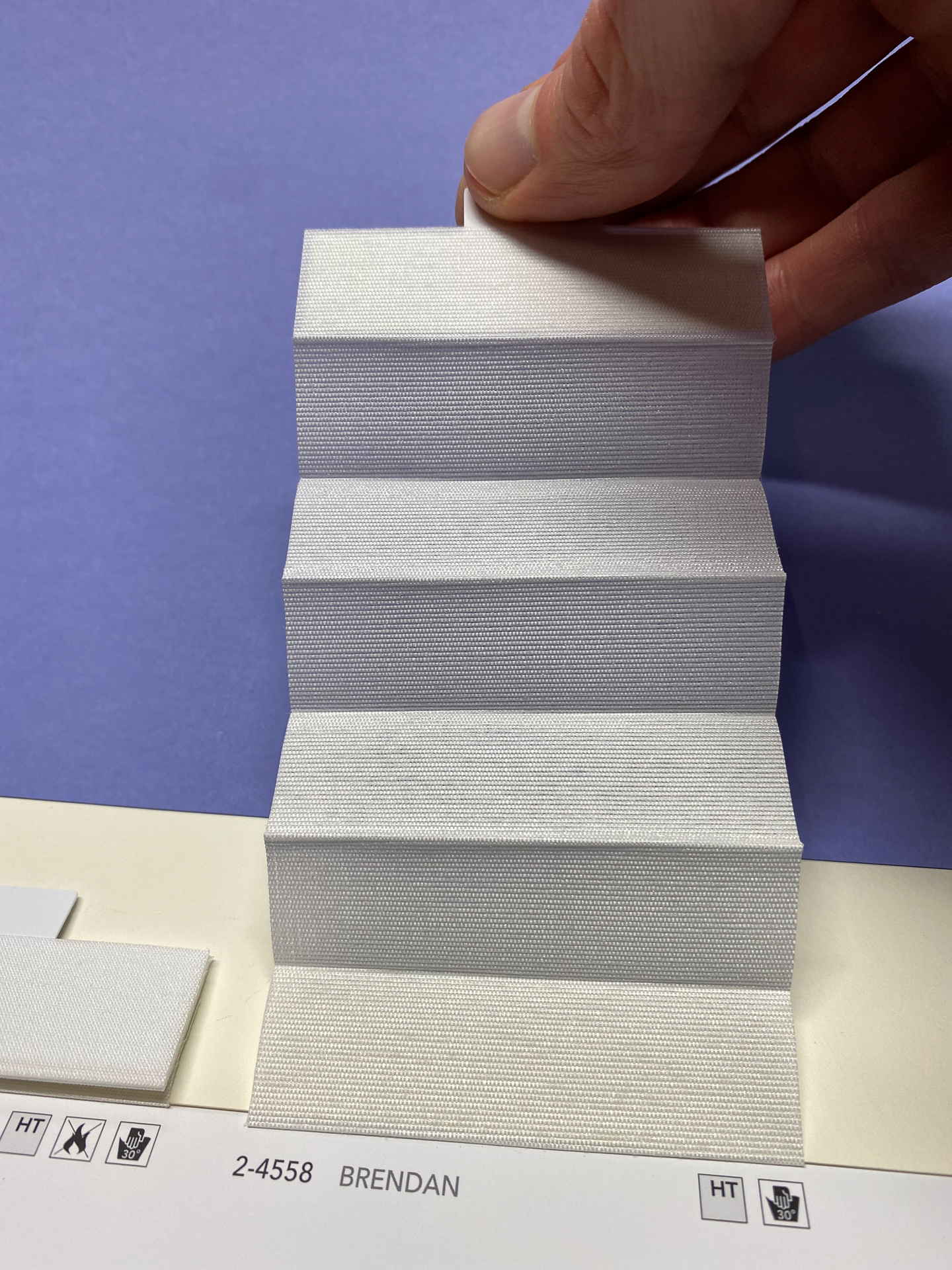 MHZ Plissee Stoff Muster aus der Farbkarte "4 white classics" | Material: 100 % PES