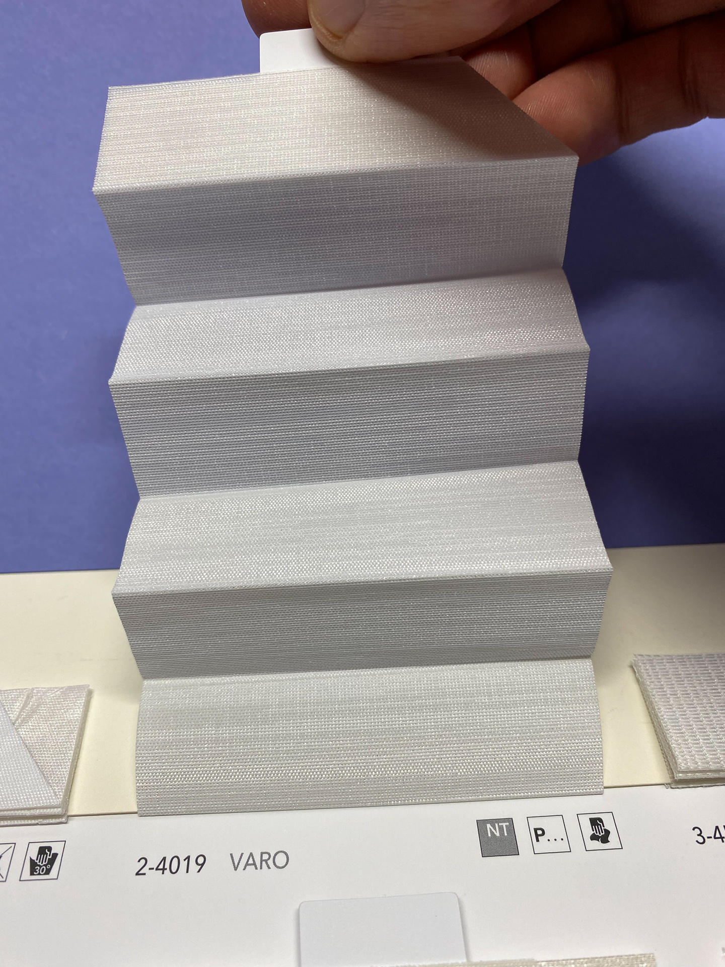 MHZ Plissee Stoff Muster aus der Farbkarte "5 white classics" | Material: 100 % PES