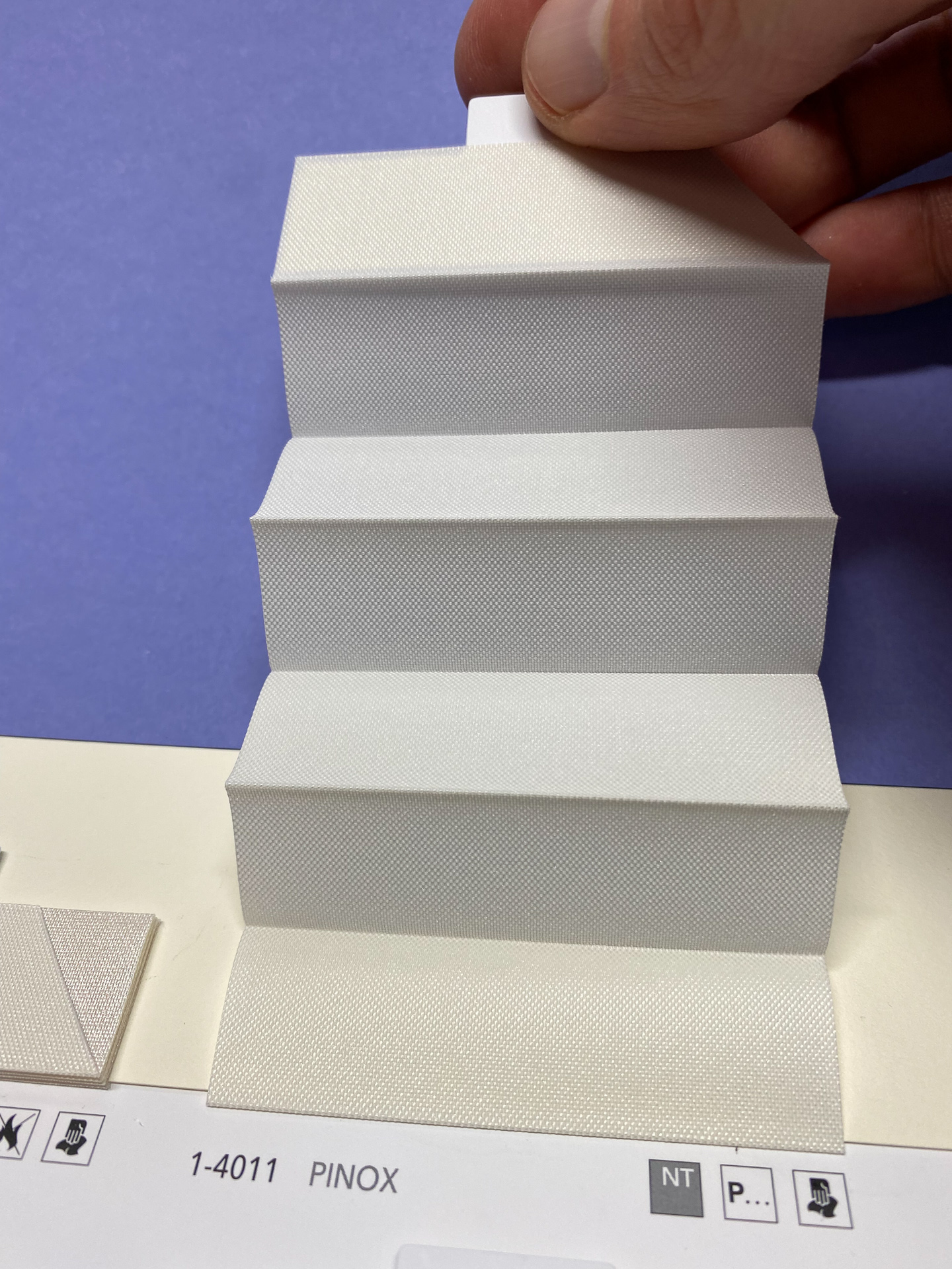 MHZ Plissee Stoff Muster aus der Farbkarte "5 white classics" | Material: 100 % PES