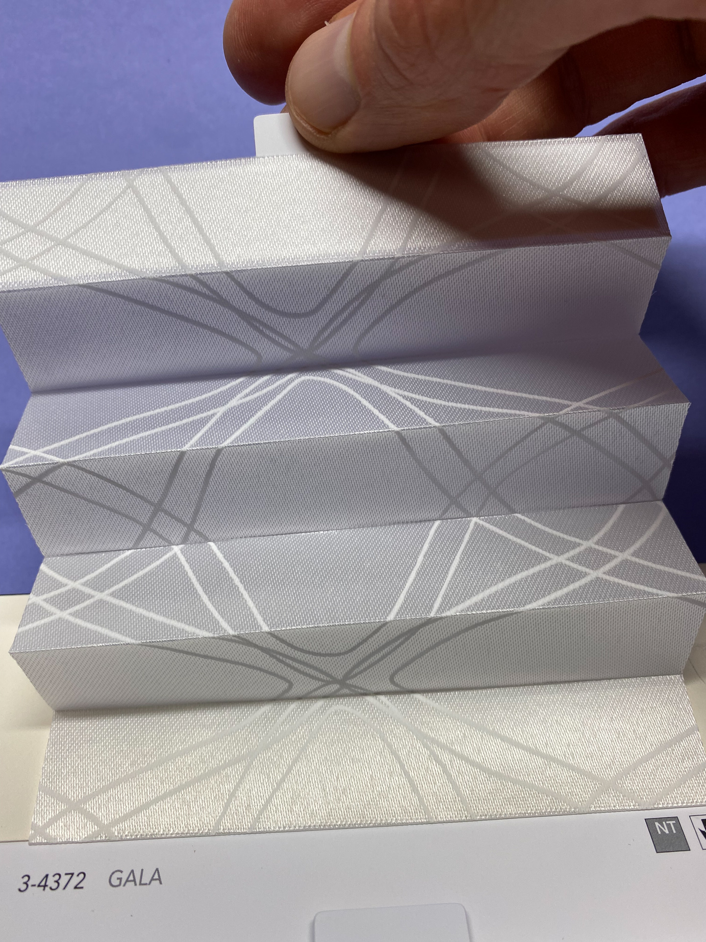 MHZ Plissee Stoff Muster aus der Farbkarte "5 white classics" | Material: 100 % PES
