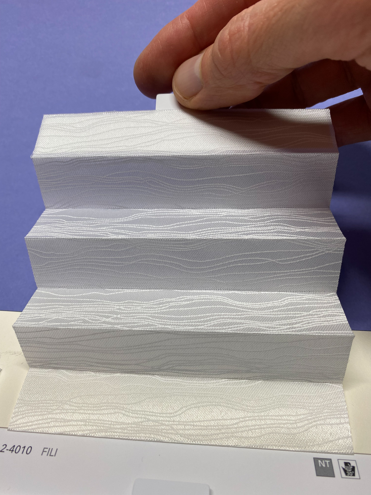 MHZ Plissee Stoff Muster aus der Farbkarte "5 white classics" | Material: 100 % PES