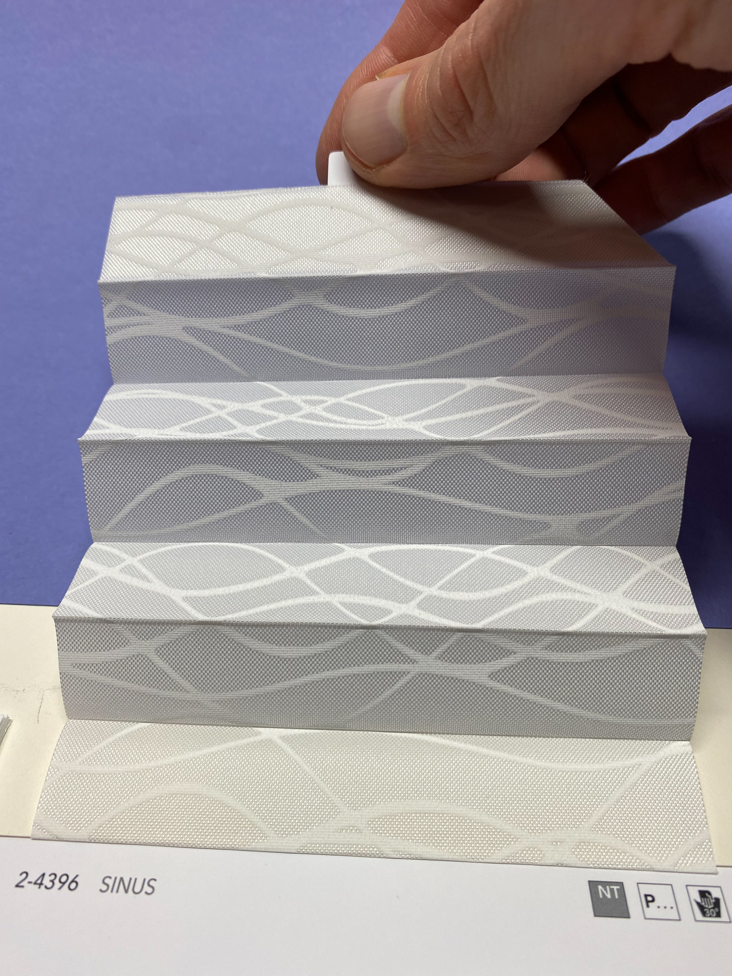 MHZ Plissee Stoff Muster aus der Farbkarte "5 white classics" | Material: 100 % PES