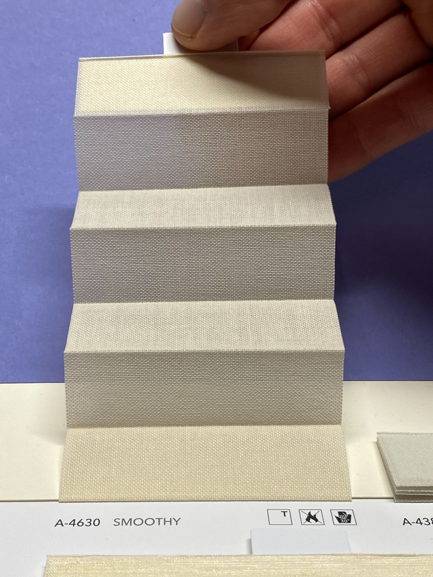 MHZ Plissee Stoff Muster aus der Farbkarte "6 Colors of EARTH" | Material: 100 % PES