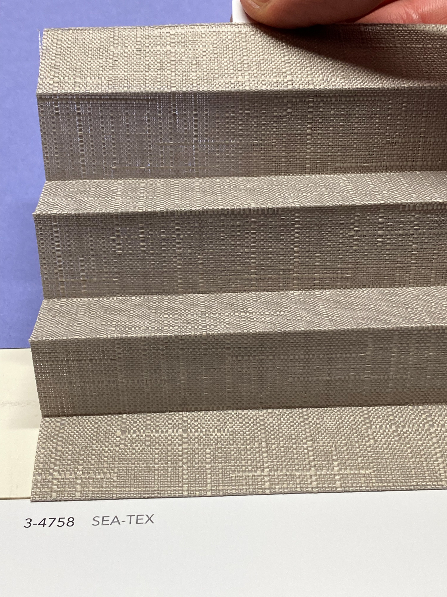 MHZ Plissee Stoff Muster aus der Farbkarte "8 Colors of EARTH" | Material: 50 % ReOcPI / 50 % PES