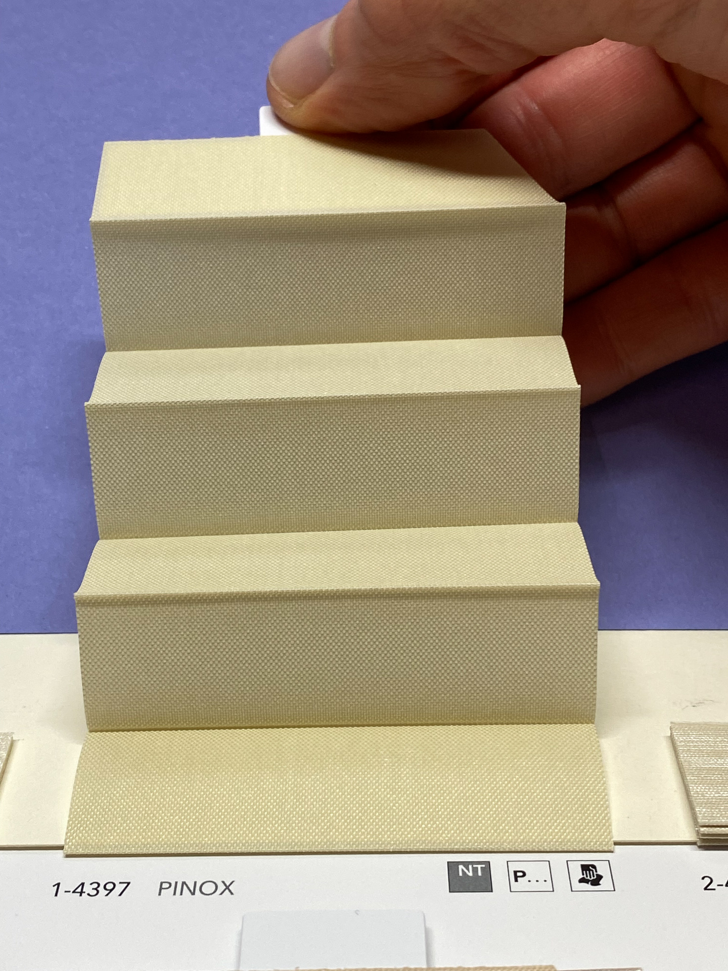 MHZ Plissee Stoff Muster aus der Farbkarte "9 Colors of EARTH" | Material: 100 % PES