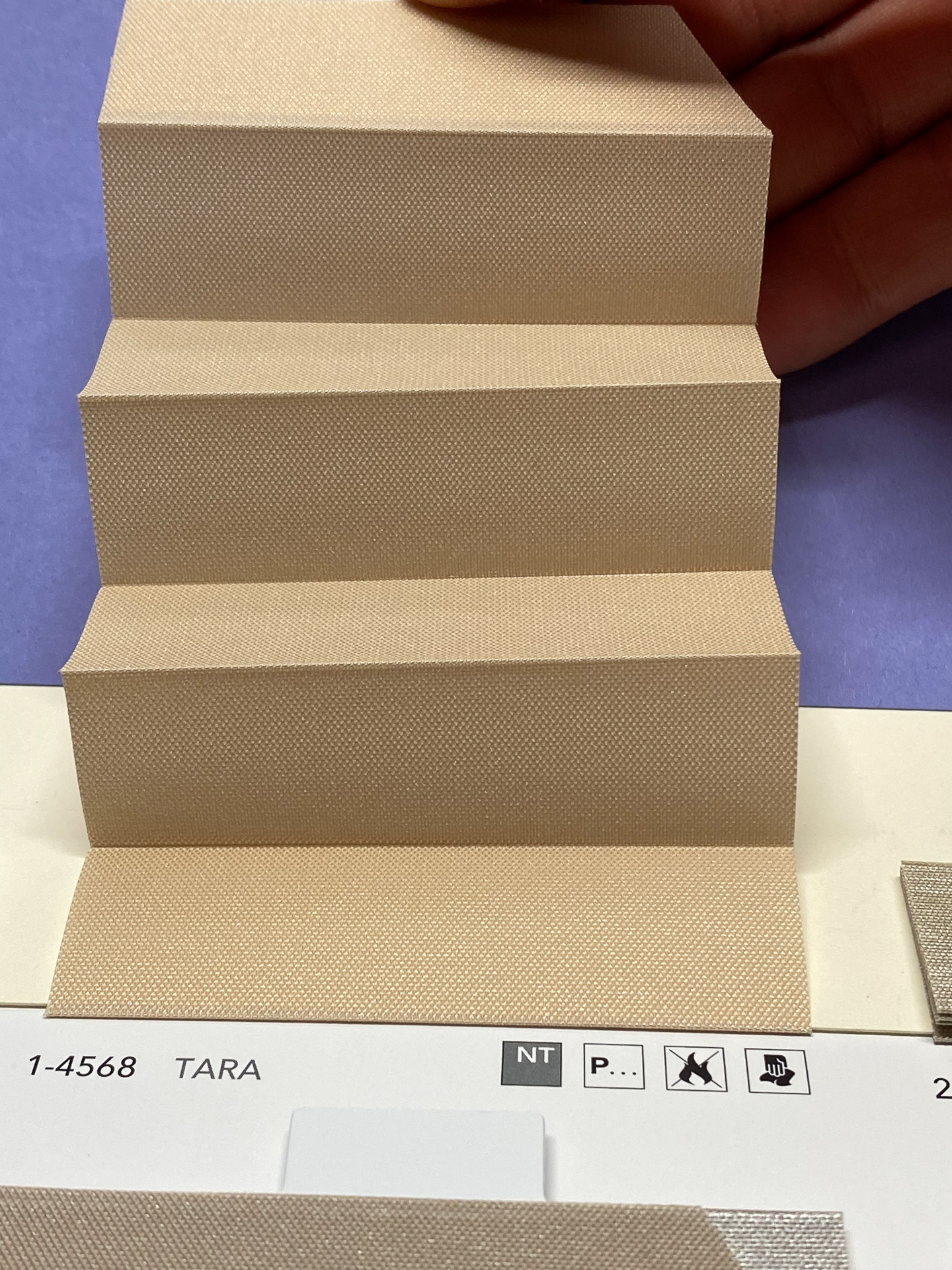 MHZ Plissee Stoff Muster aus der Farbkarte "9 Colors of EARTH" | Material: 100 % PES