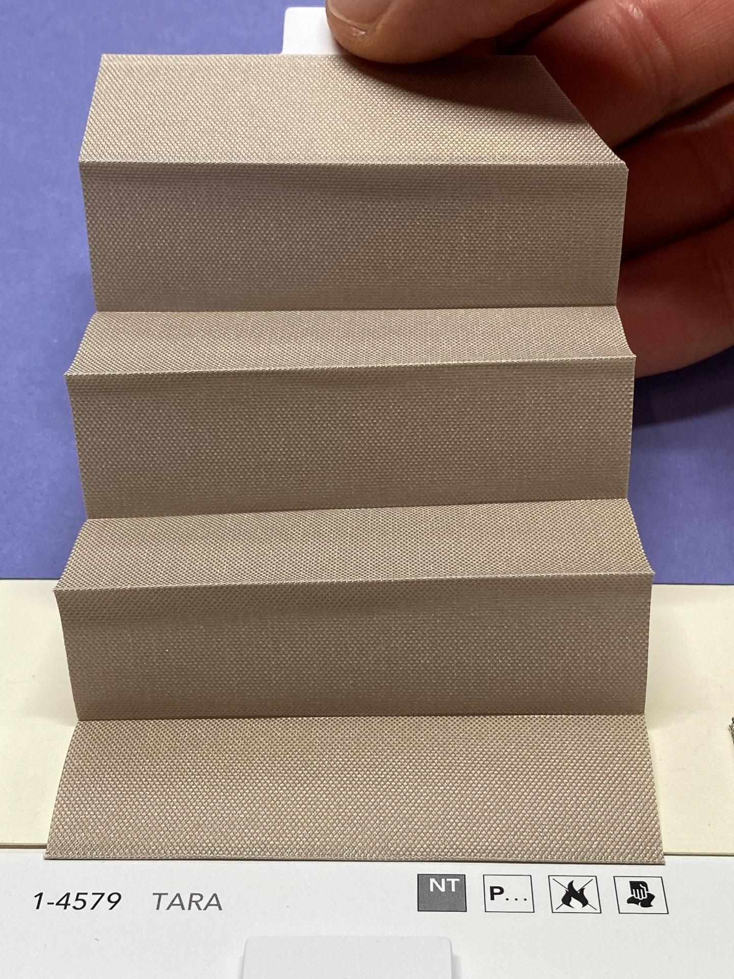 MHZ Plissee Stoff Muster aus der Farbkarte "9 Colors of EARTH" | Material: 100 % PES