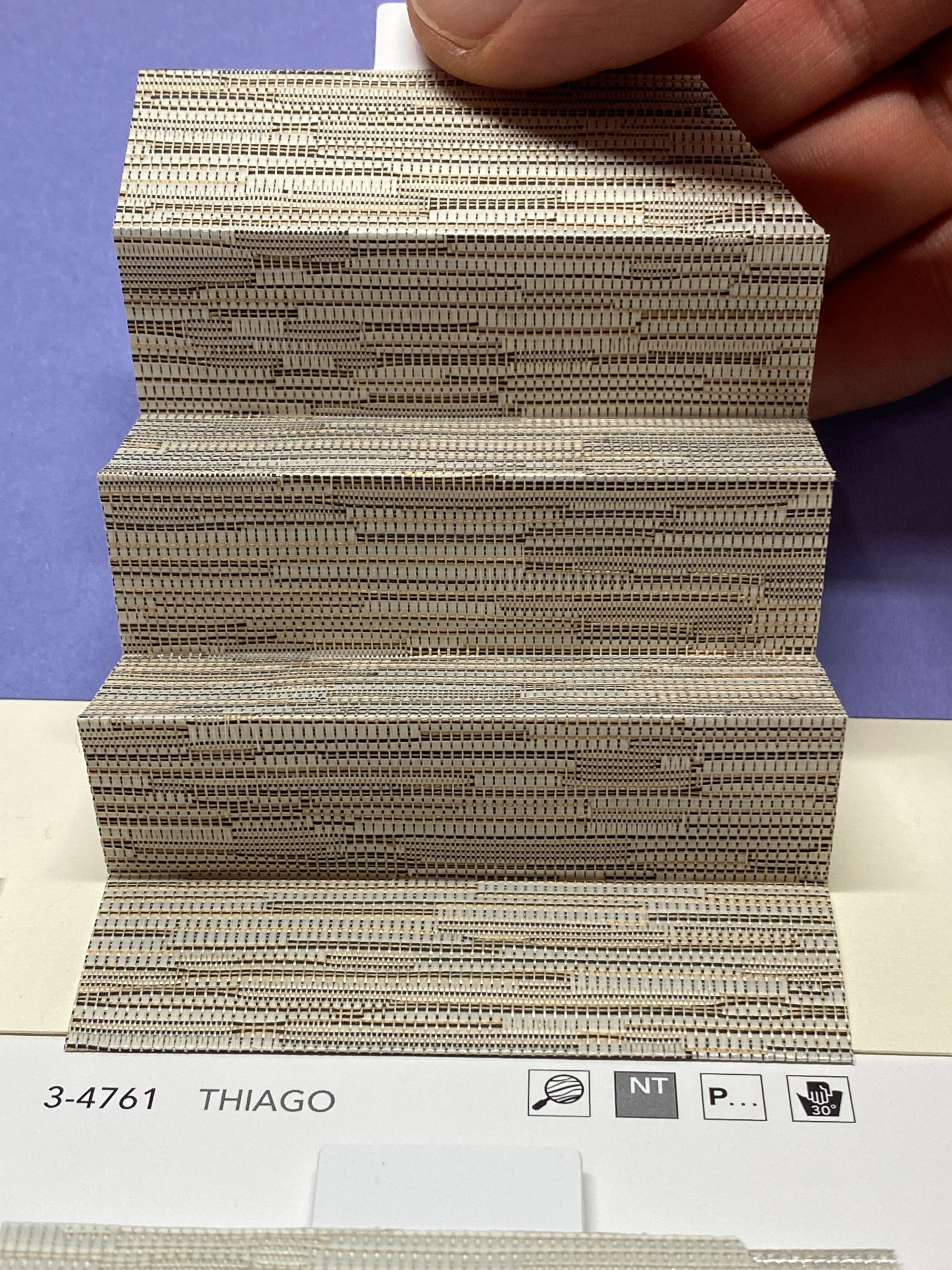 MHZ Plissee Stoff Muster aus der Farbkarte "9 Colors of EARTH" | Material: 100 % PES