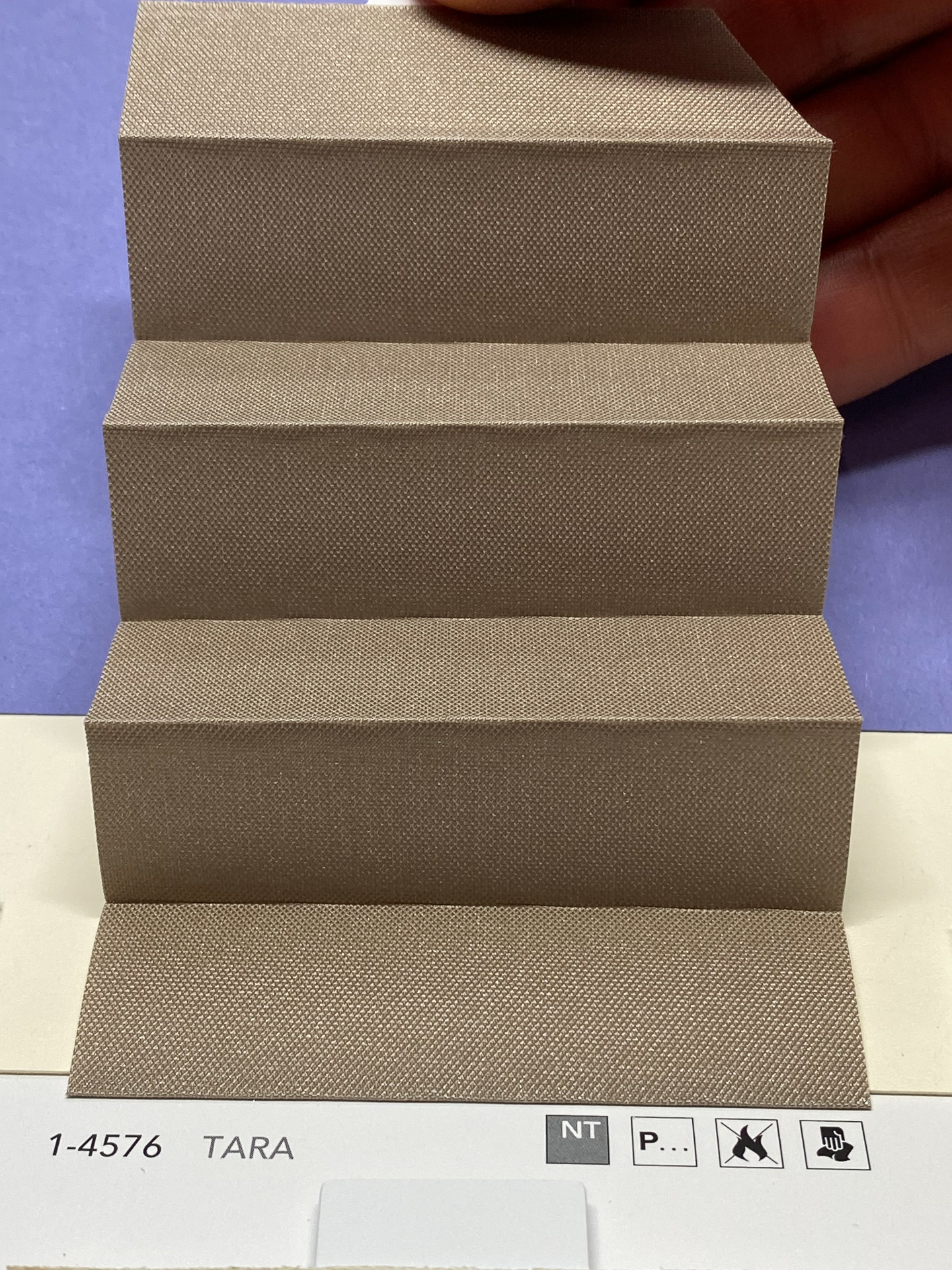 MHZ Plissee Stoff Muster aus der Farbkarte "9 Colors of EARTH" | Material: 100 % PES