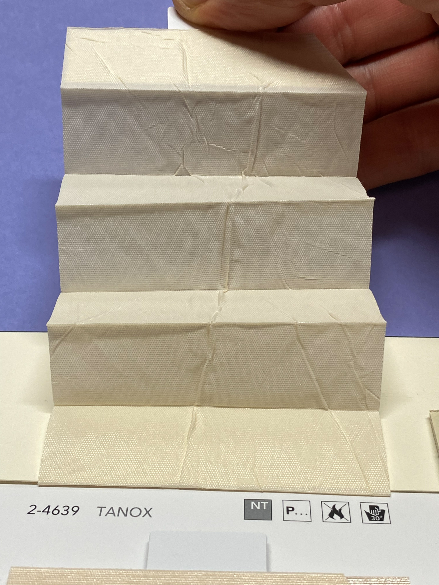 MHZ Plissee Stoff Muster aus der Farbkarte "9 Colors of EARTH" | Material: 100 % PES