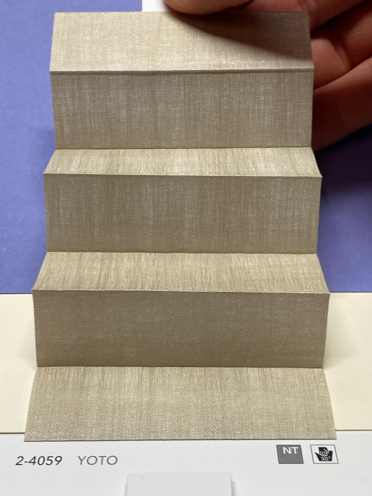 MHZ Plissee Stoff Muster aus der Farbkarte "9 Colors of EARTH" | Material: 100 % PES